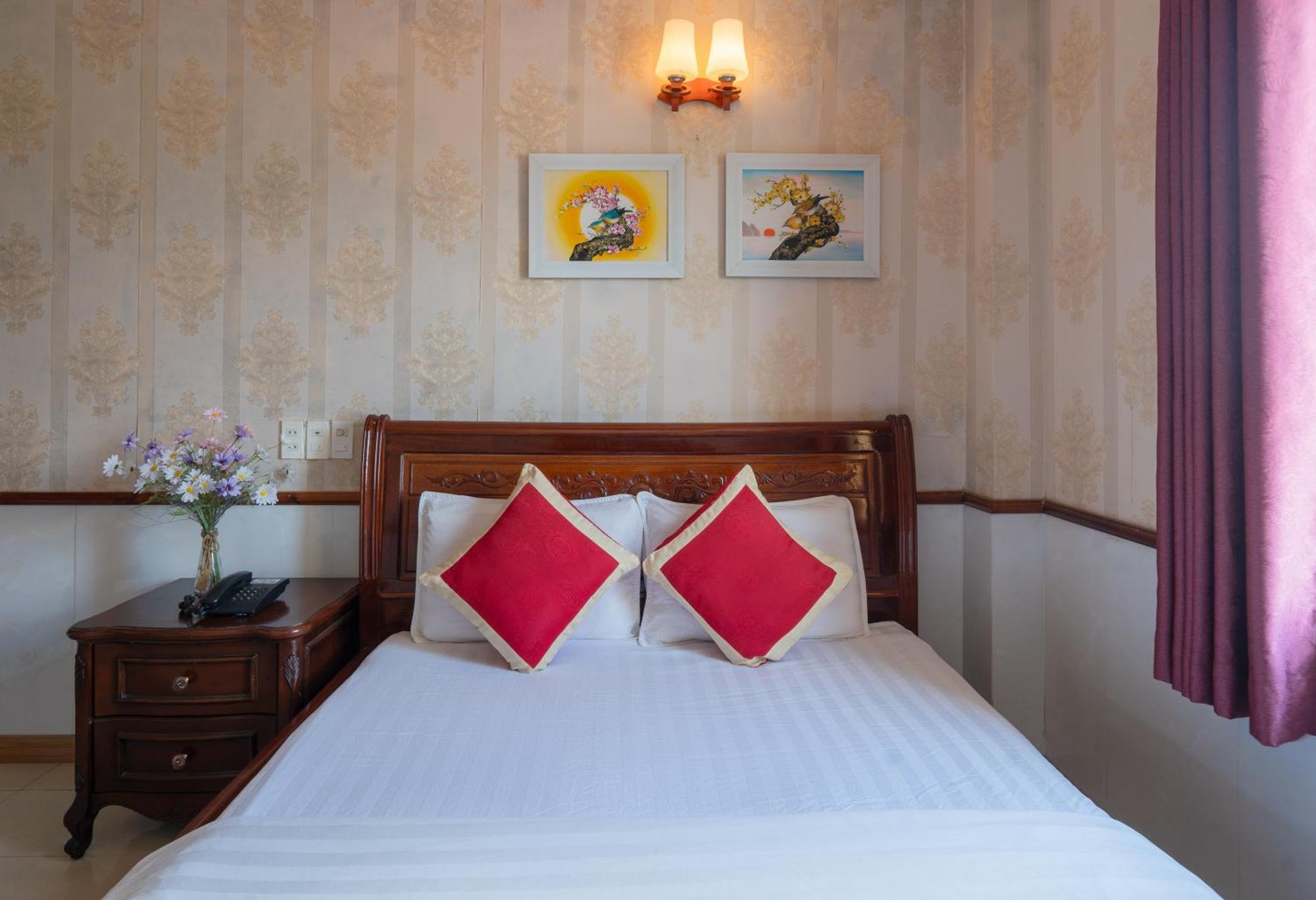 Hotel Nhu Y 2 ホーチミン市 エクステリア 写真