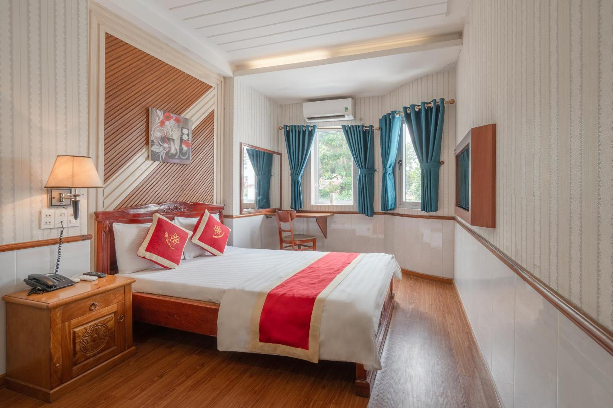 Hotel Nhu Y 2 ホーチミン市 エクステリア 写真